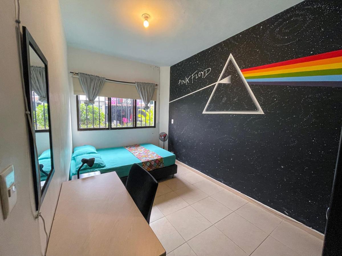 Casa Clandestina Guest House ميديلين المظهر الخارجي الصورة