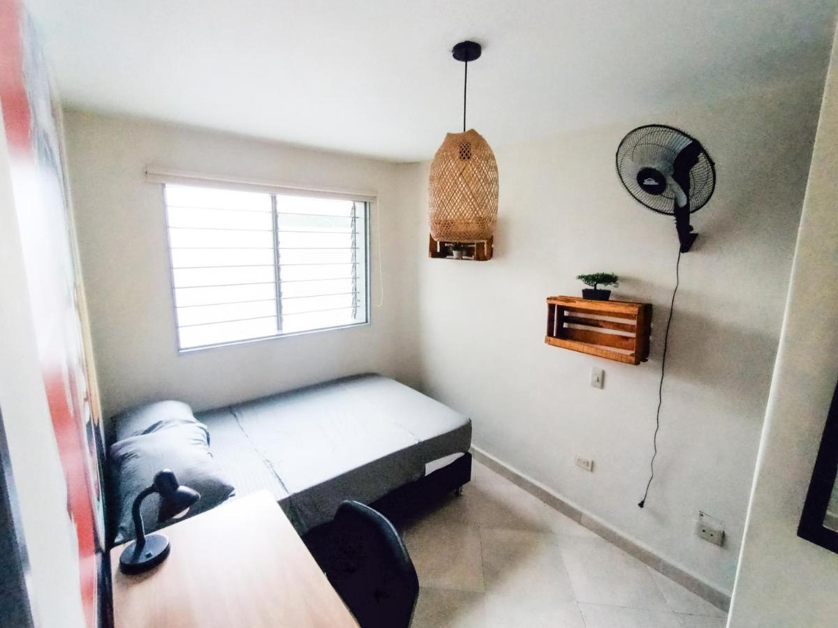 Casa Clandestina Guest House ميديلين المظهر الخارجي الصورة