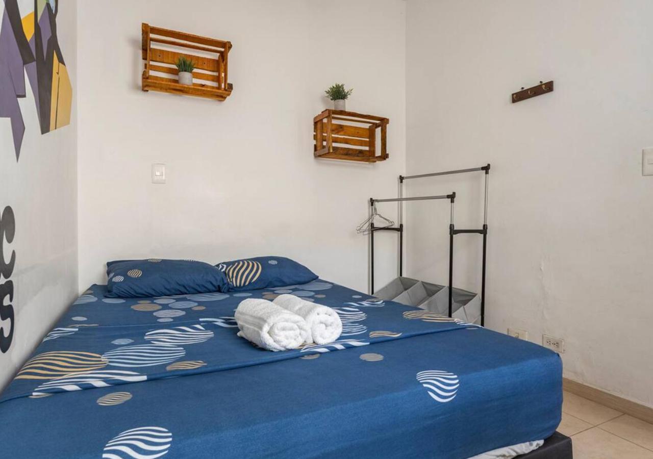 Casa Clandestina Guest House ميديلين المظهر الخارجي الصورة